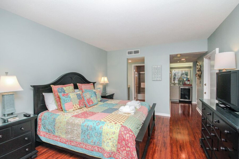 Bedroom 3, Village House by Hilton Head Retreats, Beaufort