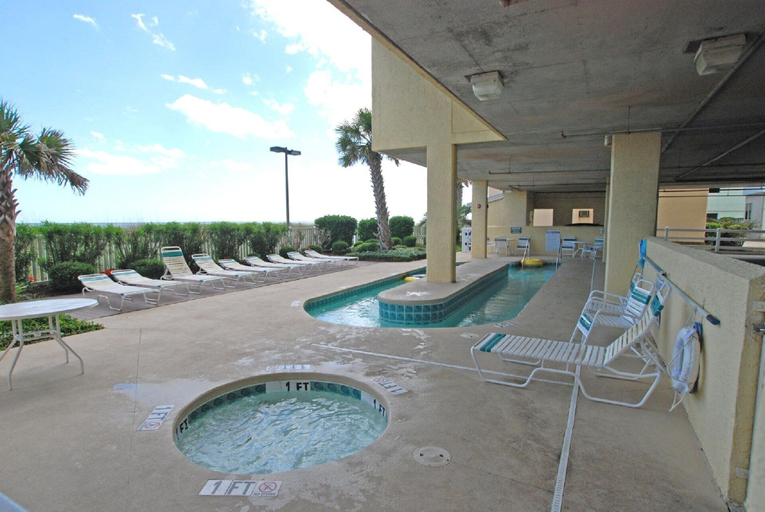 Sport & Beauty 4, Sunrise Pointe 11f 3 Bedroom Condo by RedAwning, Horry