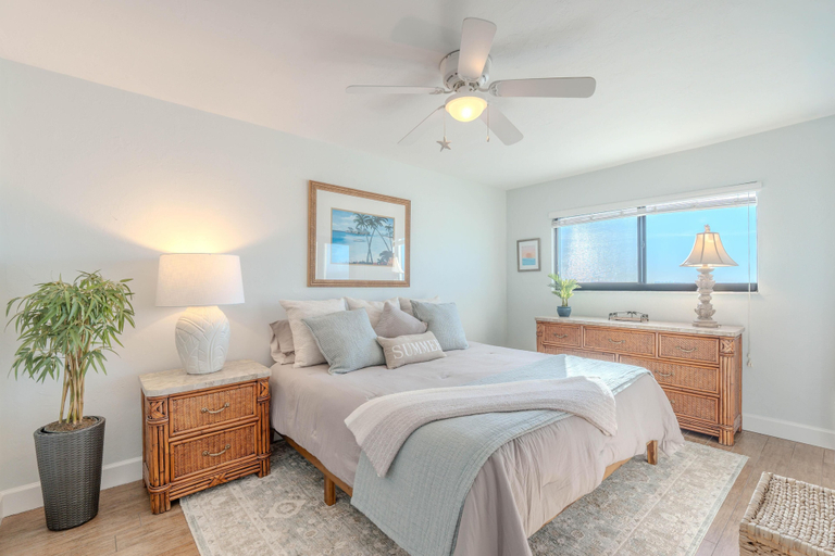 Bedroom 2, Carlos Pointe #532, Lee