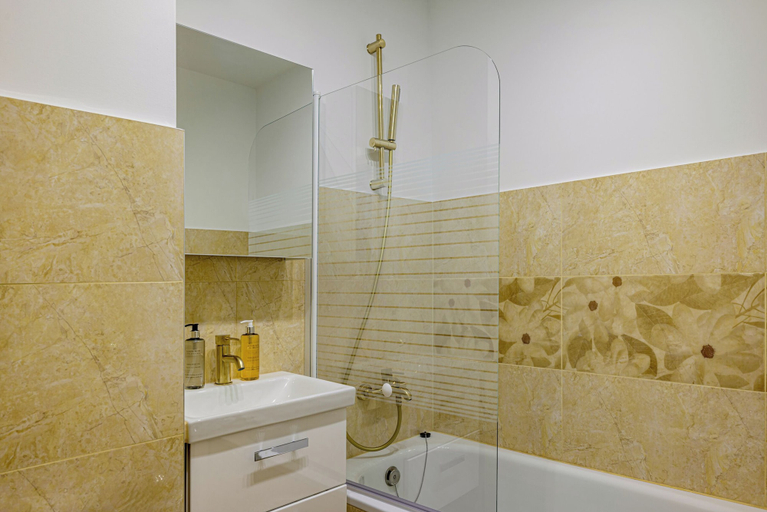 Bathroom 3, RentPlanet - Apartament Pereca, Środa Śląska