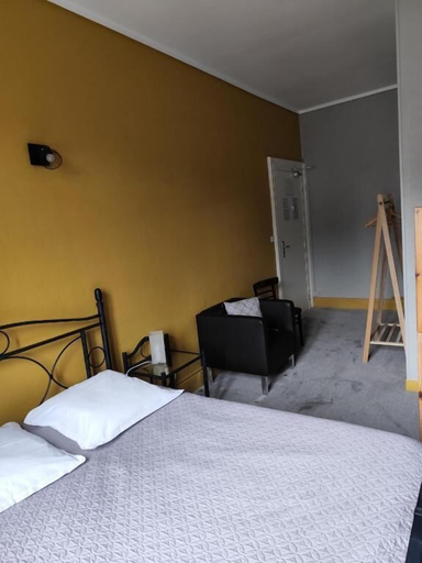 Room 2, Hotel de la Plage, Aisne