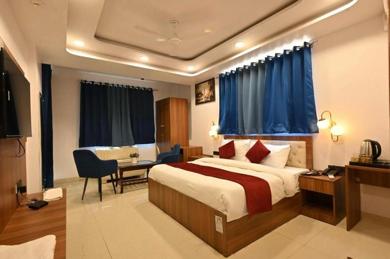Room 5, Hotel Flight Path Near IGI Airport, Delhi