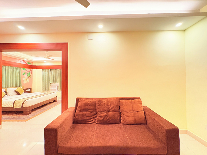 Room 4, Wildberrys Inn Puri, Puri