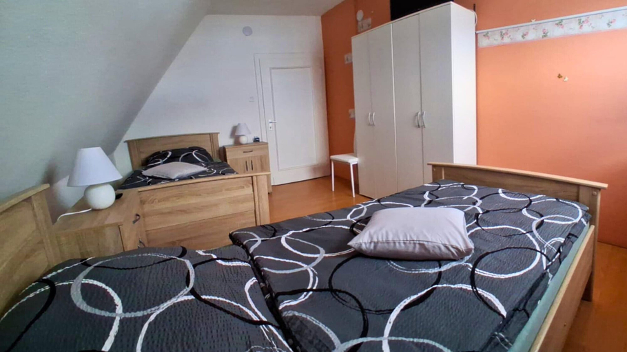 Room 2, Family Holiday Stay in Marienmunster, Höxter