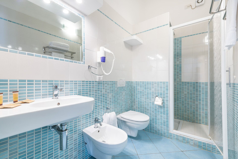 Bathroom 5, Green Village Resort, Cagliari