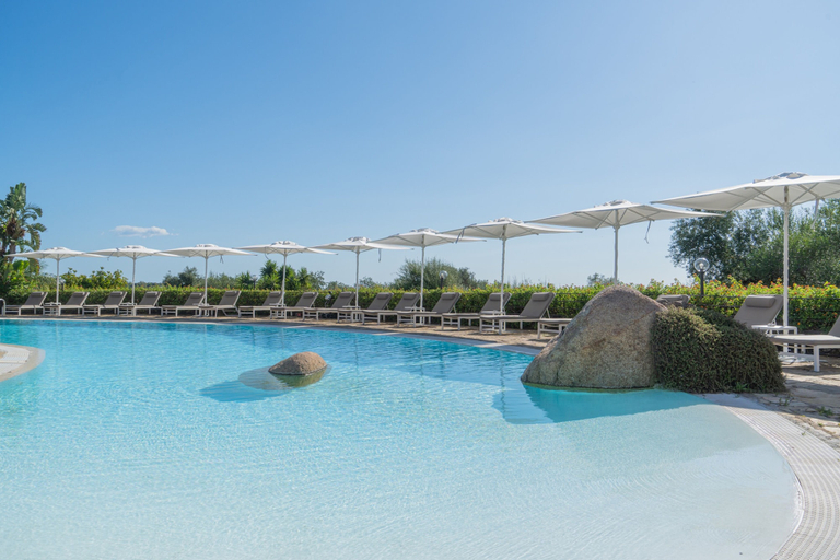 Pool 4, Hotel with swimming pool in Bari Sardo, Ogliastra