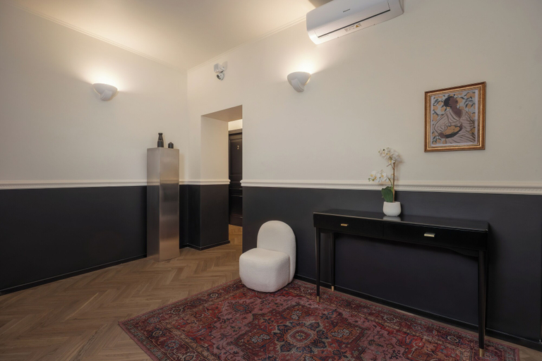 Hallway, V Collection Mercede, Roma