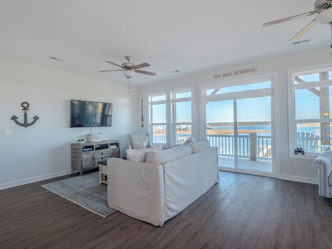 Others 4, Happily Ever After by Topsail Realty, Pender