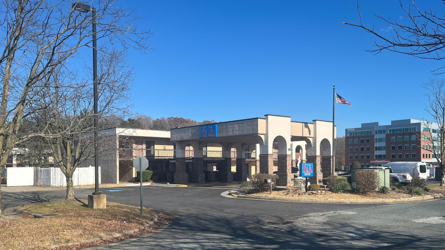 Exterior 1, Studio 6 - Stafford, Va - Quantico, Stafford