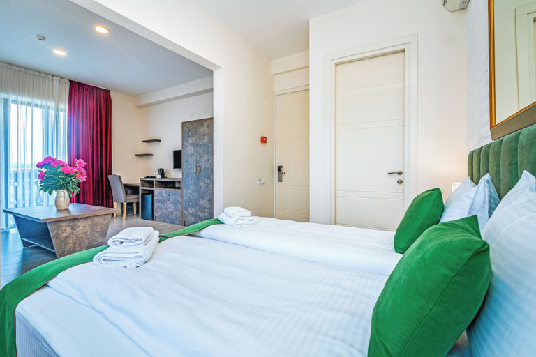 Bedroom 3, Château Mosmieri Hotel & Winery, Telavi