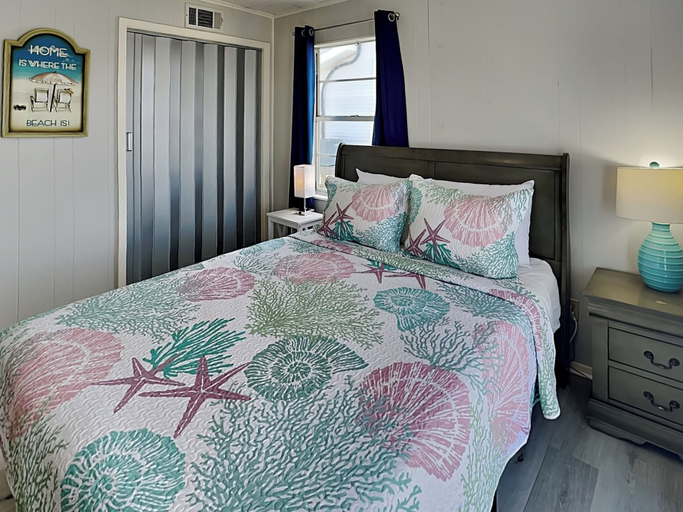 Bedroom 2, Bayview Cottage by Ryson Vacation Rentals, Galveston