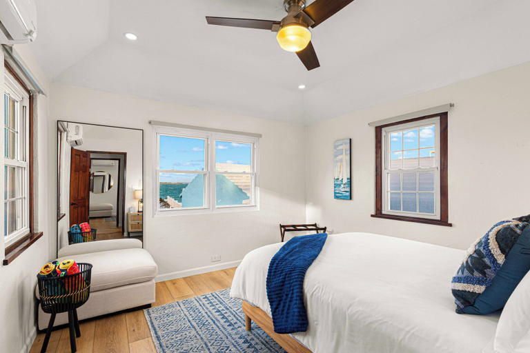 Bedroom 2, Blue Water