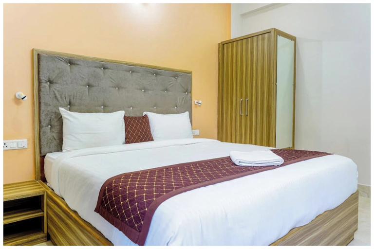 Room 3, Hotel Navneeta Grand Varanasi, Varanasi