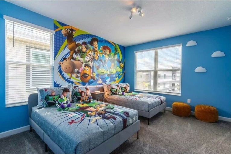 Room 2, Horizon Cove Pool Spa Theater Close to Disney, Osceola