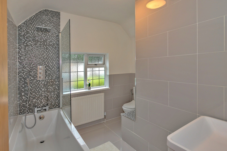 Bathroom 5, Retreat in Solihull Near NEC Birmingham, Solihull