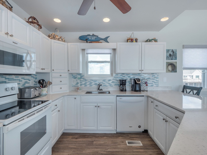 Others 5, Sweet Surrender by Topsail Realty, Pender