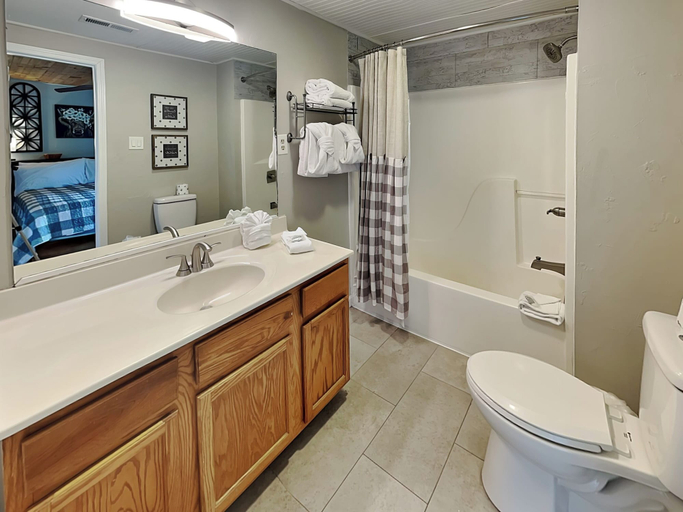 Bathroom 4, New Era Peak by Jackson Mountain Rentals, Sevier