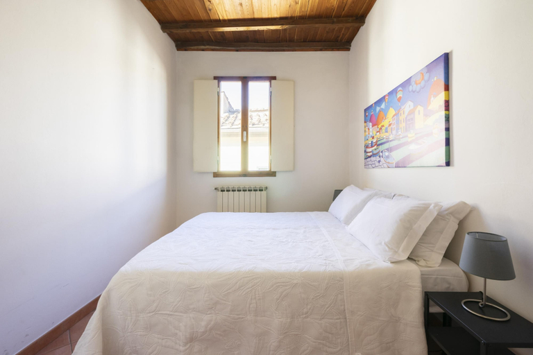 Room 5, Faenza 91 Apartament, Florence