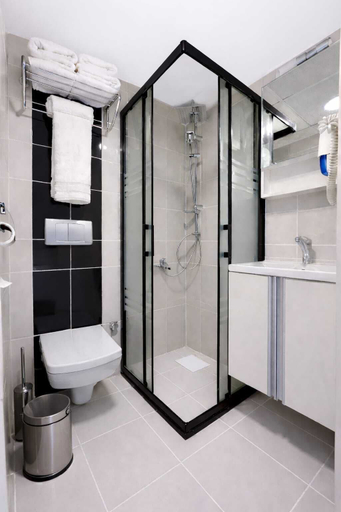 Bathroom 5, ZEBRA OTEL BUCA, Buca