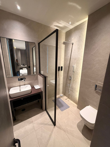 Bathroom 3, THE UNIFY, Sahibzada Ajit Singh Nagar