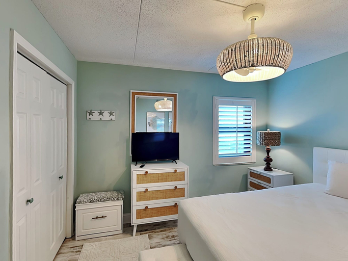 Bedroom 3, Ocean Breeze West #301 by Southern Vacation Rentals, Escambia
