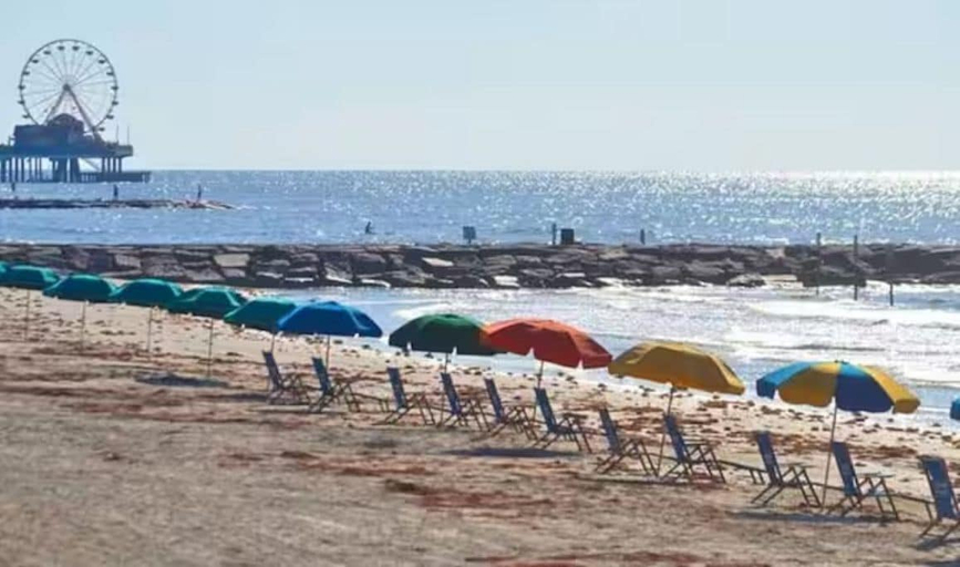 Beach 5, The Tides of Galveston, Galveston