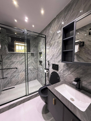 Bathroom 5, Platinum Apartment, Gwagwala