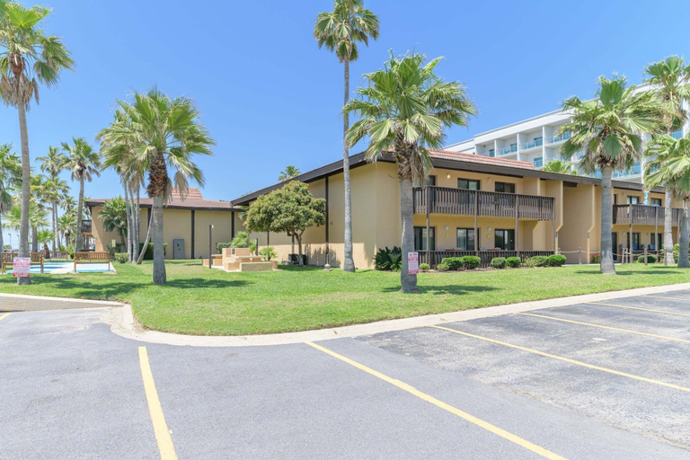 Exterior 3, Beachfront 3br Condo With Pools And Beach Access 3 Bedroom Condo, Cameron