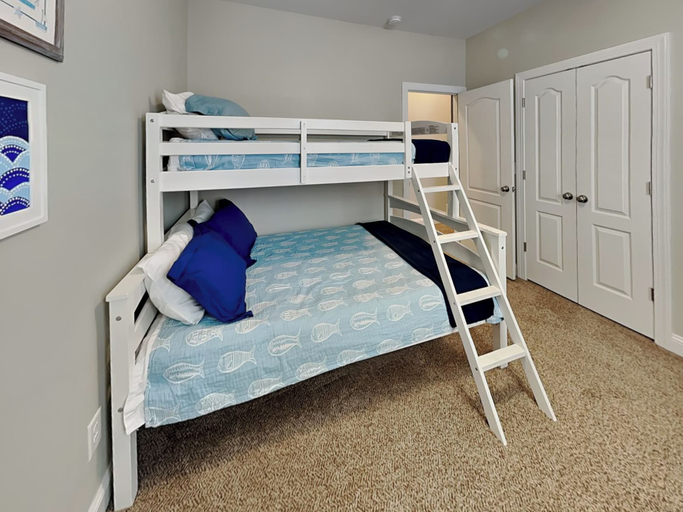 Bedroom 3, Sundancer by Topsail Realty, Pender