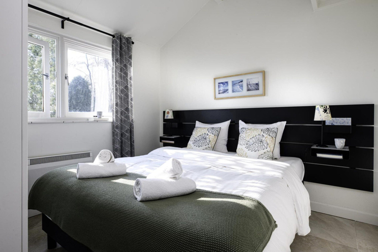 Room 4, Private Island Bungalow Stay, Wijdemeren