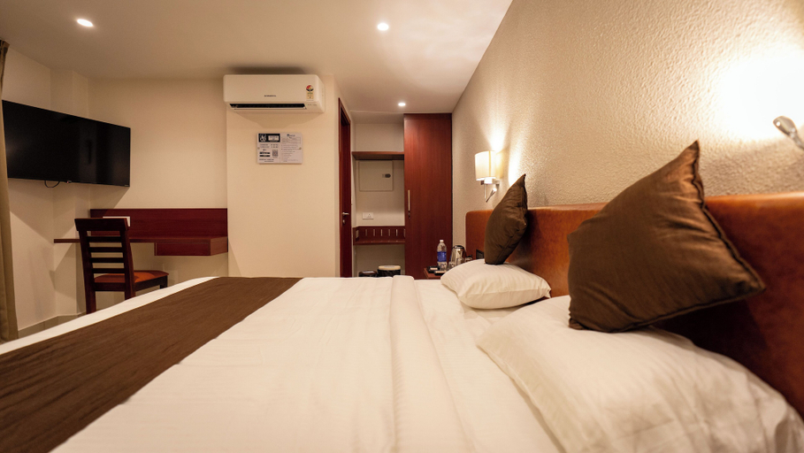 Room 4, AS Suites, Ernakulam
