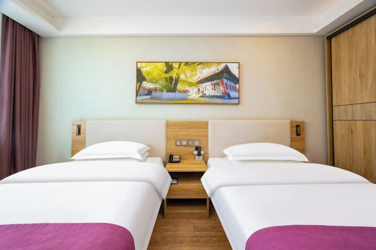 Bedroom 3, Yuanzhongfang Hotel, Qingdao