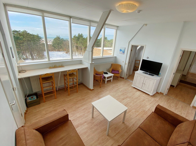 Others 2, Apartment in Bergen aan Zee Near Beach, Bergen