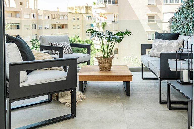 Interior 3, In33k- Stunning City Apartment Close to Beaches, Málaga