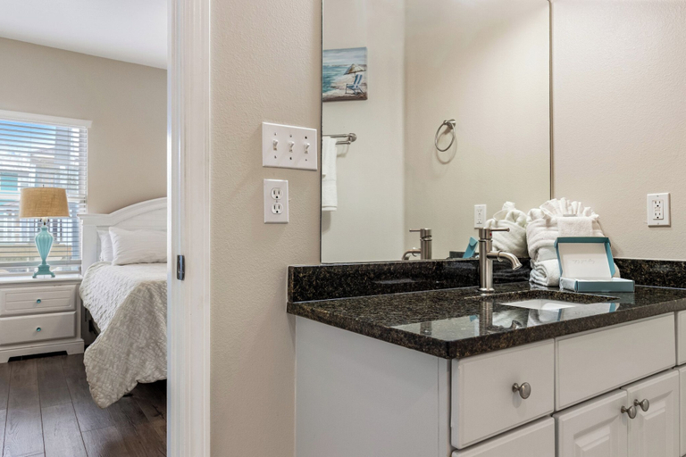 Property amenity 2, Poseidon Palace by Southern Vacation Rentals, Baldwin