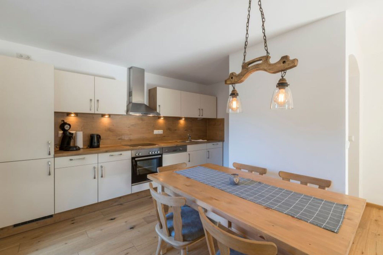 Private kitchen 4, Appartement mit Zwei Schlafzimmern in Grainau, Garmisch-Partenkirchen