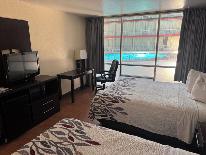 Room 2, Lubbock Regency Inn, Lubbock