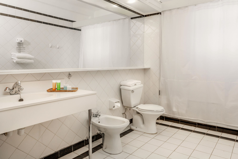 Bathroom 3, Enjoy Pucon, Cautín