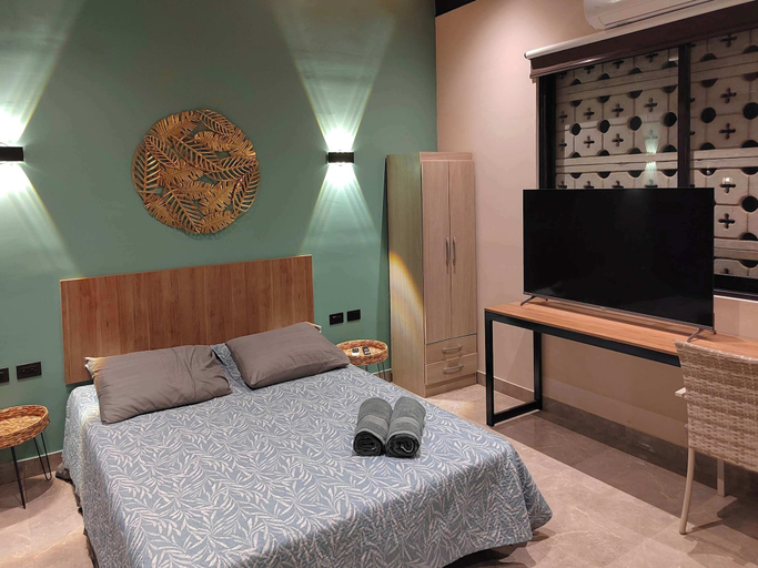 Room 3, w Quiet 4BR Villa With Pool Terrace, Ica
