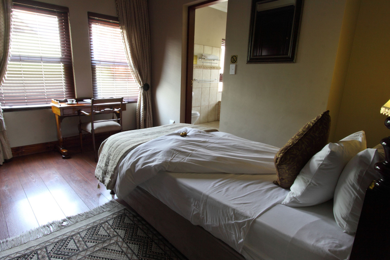 Bedroom 3, Candlewoods Guesthouse, City of Tshwane