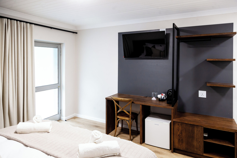 Bedroom 2, Skinkikofi Guest House, Cape Winelands