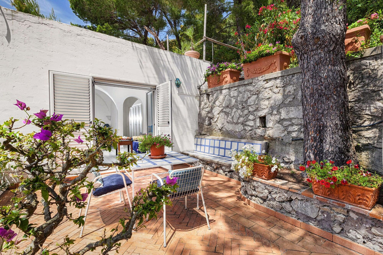 Others 3, Villa Polifemo in Capri, Napoli