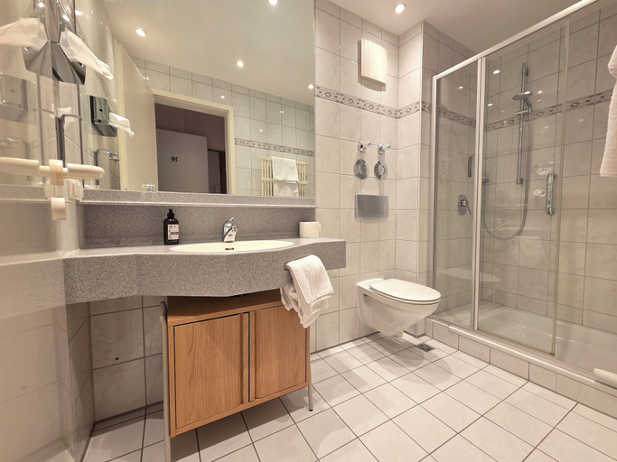 Bathroom, Posthaus Aparthotel Residenz, Hochtaunuskreis