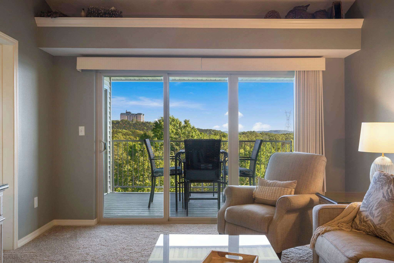 Others 4, Branson Lakefront Luxury - Water Views, Taney