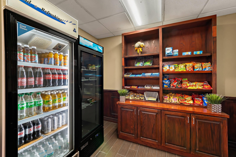 Food & Drinks 5, Comfort Suites Corpus Christi Central, Nueces