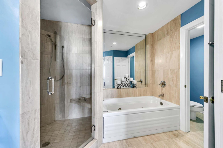 Bathroom 3, Hidden Dunes 503, Bay