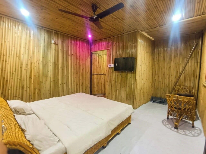 Bedroom 5, Hotel Vivek Guptkashi, Rudraprayag
