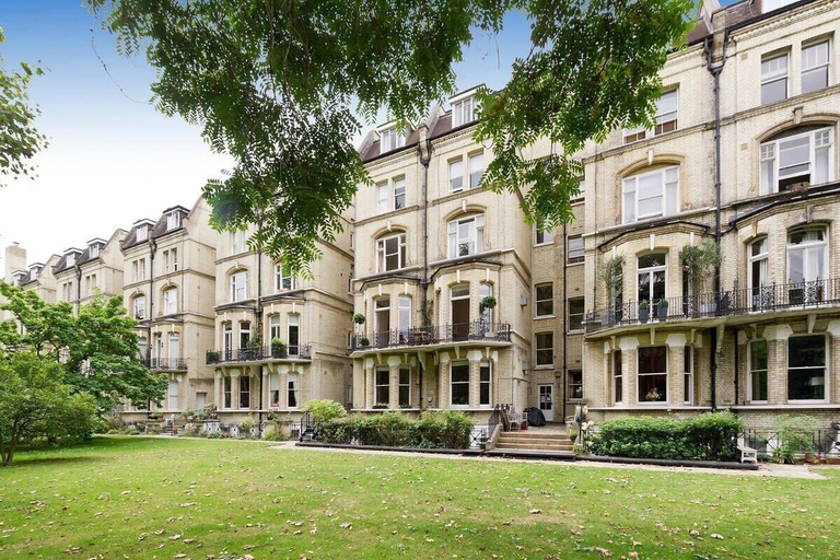 Exterior & Views 2, Cute 2-bed Chelsea Apartment, London