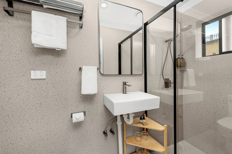 Bathroom 4, Spring Hill Inn, Fortitude Valley
