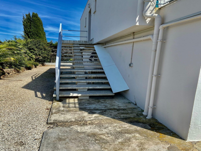 View from property 5, Cozy Apartment for 2 in Antibes, Alpes-Maritimes